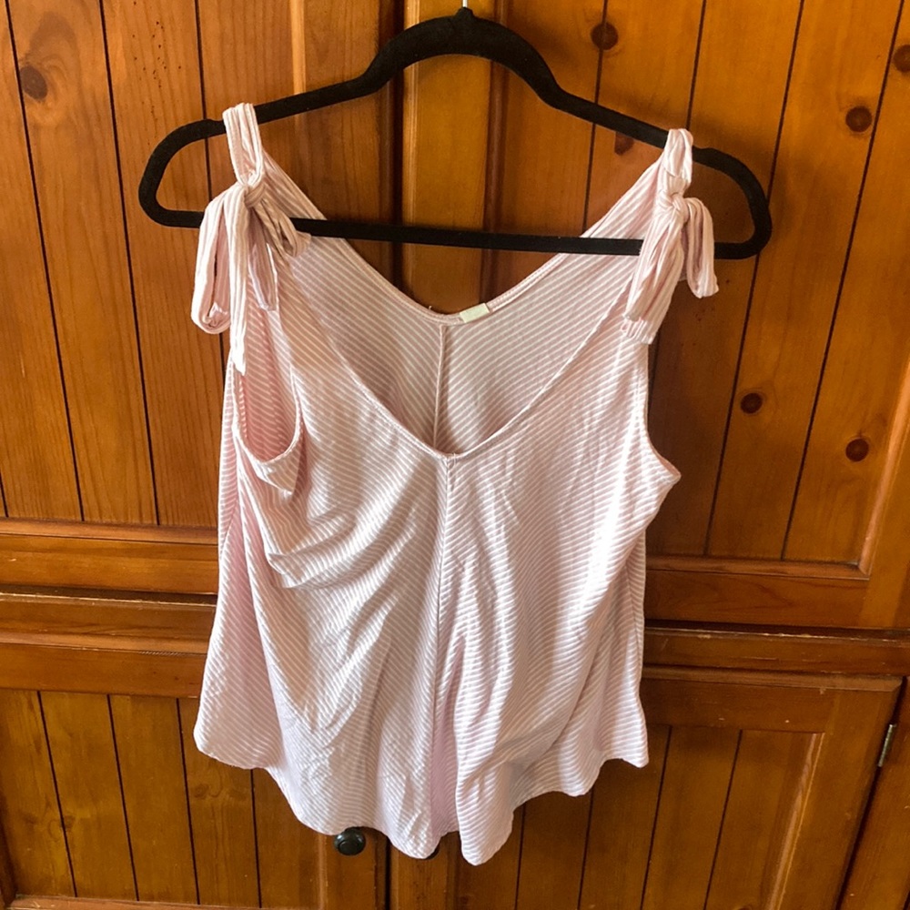 Lazy Sundays sz medium tank top